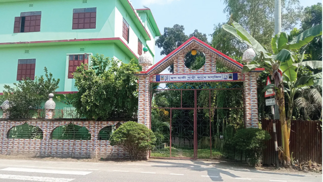 চাঁদা দিতে না পারায় মাদ্রাসা বন্ধ 
