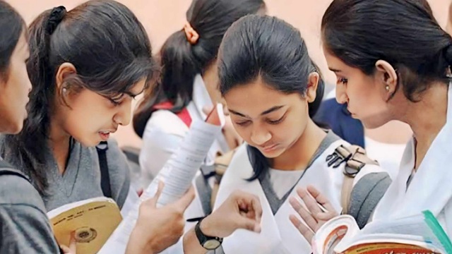 একাদশ শ্রেণীতে ভর্তির আবেদন শেষ হচ্ছে আজ 