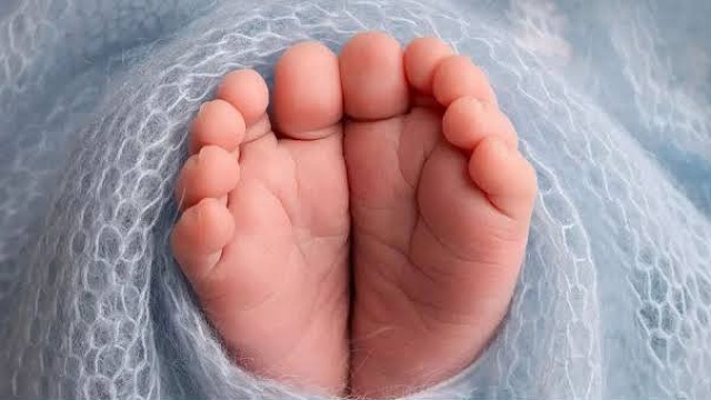 চিকিৎসার টাকা না থাকায় ১৫ দিনের শিশুকে জীবন্ত দাফন 