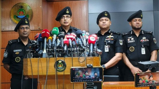 পালিয়ে গেলেও হাদি হত্যার আসামিদের ফিরিয়ে আনা সম্ভব : র&zwj;্যাব ডিজি