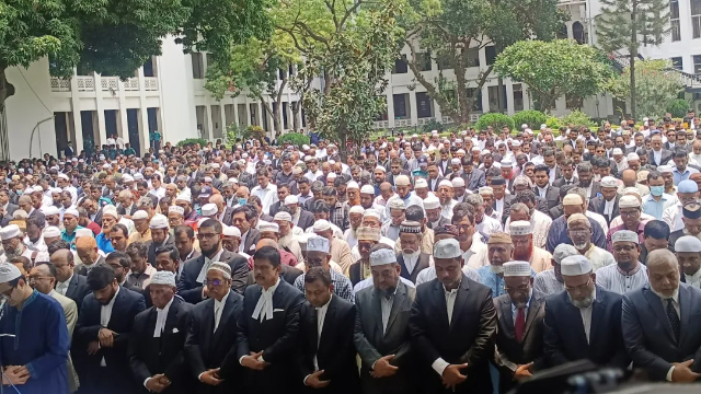 সুপ্রিম কোর্টে ব্যারিস্টার আব্দুর রাজ্জাকের দ্বিতীয় জানাজা সম্পন্ন ছবি- সংগৃহীত