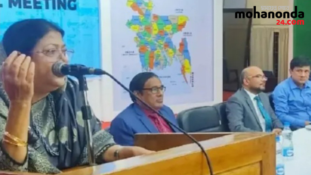 শনিবার রাতে চিটাগাং ইউনিভার্সিটি ডিবেটিং সোসাইটির (সিইউডিএস) বার্ষিক সাধারণ সভায় প্রধান অতিথি (চবি) উপাচার্য ড. শিরীন আখতার
